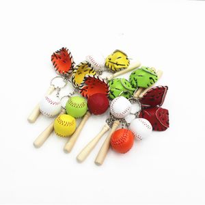 Beyzbol Anahtar Kayışları Çanak Çantası Kolye Cep Telefonu Trend 3D Basketbol Tasarımcı Çantalar Bebek Araba Anahtar Kezleri Eldiven Ahşap Çubuk Üç Parçalı