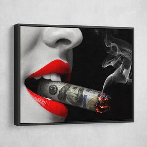 セクシーな女の子がお金を吸うお金を燃やすポスターキャンバスペインティングウォールアートプリントリビングルームモダンな家の装飾cuadrosの写真