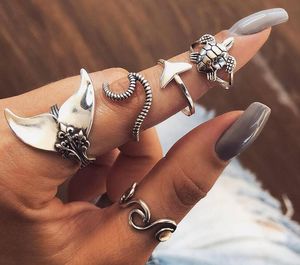 5pcs / set Anelli vintage per le donne Boho Geometric Silver Turtle Whale Tail Waves Ring Set Knuckle Finger Charm Ring Party Gift Jewelry