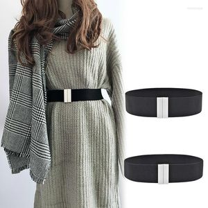 Cinture Designer di alta qualità Stile Cintura donna elastica Moda Atmosfera Camicie eleganti Accessori Fibbia argento oro Cinture nere Emel22