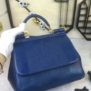 2022 جديد أزياء المرأة الكلاسيكية قطري حك الذهب حقيبة حقيبة الكتف رسول حقيبة حقيبة محفظة أكياس كبيرة أسود أزرق أحمر