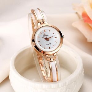 Нарученные часы браслет часы vente chaude de mode luxe femmes montres montre платье взрыв en gros reloj caliente 03