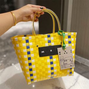 Designer koszyka słomiana torba na ramię Anagram Fold Shopper A5 TOTE torebka Kobieta męska Raffias Weekendowa torba na wypukły luksusowe splotowe podróżne torby na plażę torby plażowe