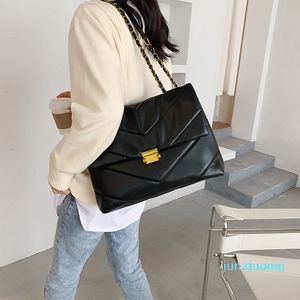 Tasarımcı-Moda Çanta Kadınlar Büyük Vintage PU Deri Crossbody Çanta Kadınlar Için Zincir Tasarımcı Çanta Lady Çapraz Vücut 555