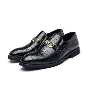 Erkek deri ayakkabı üzerinde kayma İş adam düz klasik erkekler elbise ayakkabı İtalyan resmi oxford ayakkabı