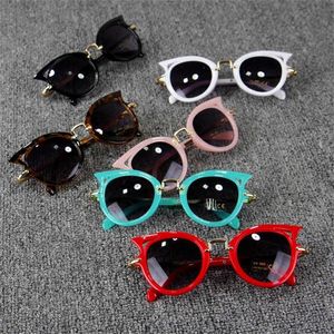 Baby-Sonnenbrille für Mädchen, UV-beständiger Kunststoff-Farbrahmen, trendige Kinder-Katzenaugen-Sonnenbrille, Outdoor-Kinder-Sonnenschutz-Zubehör, 7sla E3