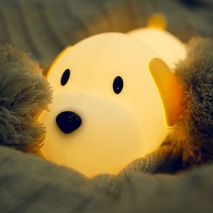 Silikonhund LED Night Light Touch Sensor 2 Färger Dimble Timer USB Raddbar Bedside Puppy Lamp för barn Baby Gift 220727