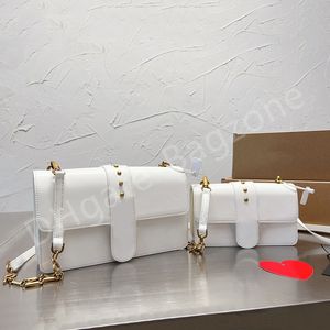 Designer Swallow Bag Womens Messenger Small Square Bag Classic Design Sweet and Salt Animal Decoration White