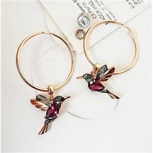 Dangle Exquisite Bird-shaped Hummingbird Hoop Pendant Crystal Earrings Tassel Bird Earrings for Women's Wedding Jewelry GC1039