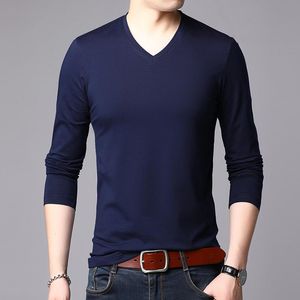 メンズTシャツファッションブランドデザイナープレーン95％コットン5％スパンデックスブラックTシャツ男性ロングスリーブvネックトップカジュアルメンズ衣料品