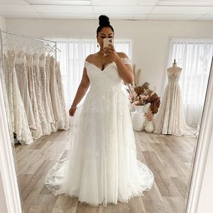 V Neck Plus Storlek Bröllopsklänningar 2022 Av Axel Lace Applique Tulle Backless Bridal Gowns Custom Made Robe de Mariée