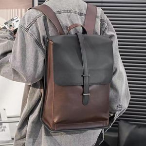 Zaino Borsa per laptop in pelle di cavallo pazzo da uomo Borsa da viaggio vintage da scuola di grande capacità Zaino da uomo con copertina solidaZaino