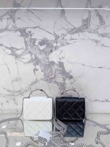 Мини -квадратная сумочка дизайнеры пакетов роскоши женщин по кроссовым классическим развлекательным цепочкам простая леди кошелек 220718