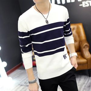 メンズセーターは2022年秋の男性セーターvネックタートルネック薄い青少年ファッション長袖のセーターマンズ