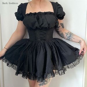 Японская Ita Princess Black Gothic Sexy Mini Dress Kawaii Высокая талия с пухлыми рукава