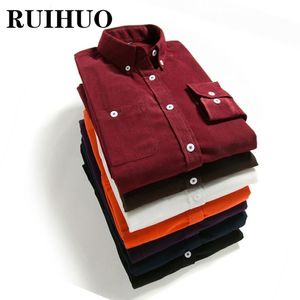 Ruihuo 캐주얼 코듀로이 셔츠 남자 의류 디자이너 빈티지 옷 남자 긴 슬리브 셔츠 4xl 도착