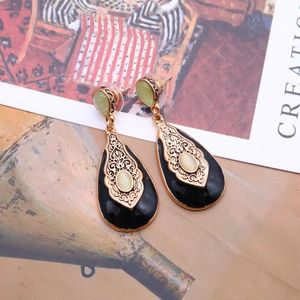 Stud elegante emaille traan hangende oorbellen piercering sieraden hoogwaardige vintage accessoriesstud van hoge kwaliteit