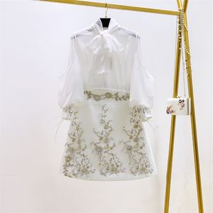 Runway Autumn Skirt Suits Women's Sets Fashion Lantern Sleeve Bows Chiffon Blouses Tops Vintage Beaded Flower Appliques Skirts 220627