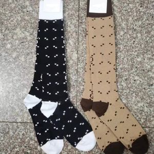 Special Design Letter Knee Socks with Tag Women Letters Cotton Long Sock Stockings for Gift Party High Quality