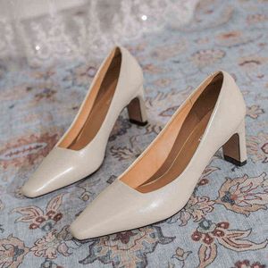 2022 INS Vintage Women 5cm Chunky High Heels Square Toe Pumps Spring Elegant Office Lady Brown Beige Heels Wedding Dress Shoes G220425