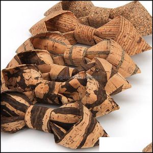 NECKINE MOSINE AKCESORIA OSTRZE Cork Cork Wood Bowties Mens Nowość w paski geometryczny wzór drewniany kokardka dla mężczyzn DHF16