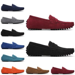 Novo designer mocassins sapatos casuais homens des chaussures vestido tênis vintage triplo preto verde vermelho azul mens tênis andando jogging 38-47 atacado GAI