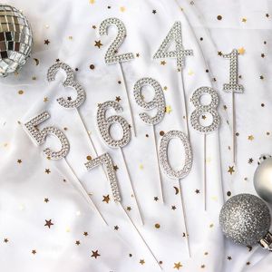 Abastecimento festivo Outras festa 1pc liga glitter liga shinestone Golden Silver Number Cake Toppers Baby Shower Birthday Birthing Decoration Wedding Wedding