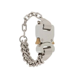 Alyx 1017 9SM Chain Stitching Armband Män och kvinnor Funktionellt lås Hip Hop Fashion Märke All-Match Jewelry Accessories Gift