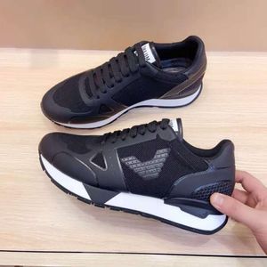 Fashion Mens Soft Bottoms Dress Shoes Running Sneakers Senior Black Blue Low Top Breathable Mesh Leather Designer Lightweight Comfy Fitness Casual Trainers EU 38-45