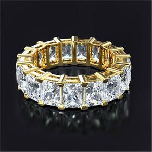 Hip Hop Jewelry Zircon Zircão Pedra Silver Color Anel de ouro amarelo para mulheres Anel de noivado de casamento 220728