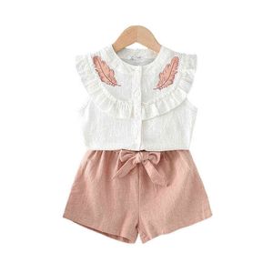 New Summer Children's Suit Girls Embroidered Floral Ruffle Lace Sleeveless Feather Shirt Shorts Set Girls Clothing Set G220509