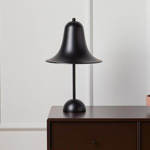 Tischlampen Moderne Nordic Designer Kreative Macaron Schreibtischlampe Für Wohnzimmer Dekoration Schlafzimmer Nacht Studie Led LightingTable