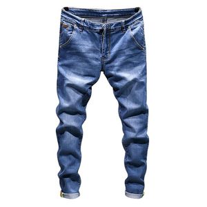 Mäns jeans varumärke denim biker män slim passform tvättad vintage rippad för elastiska byxor mager