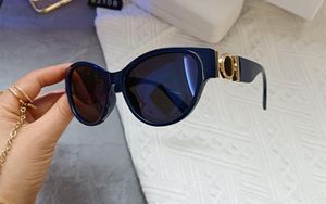 Designer gatto occhiali da sole per donne in stile estivo anti-ultravioletto scudo retrò lente piastra quadrata a cornice full telaio per occhiali casuali scatola casuale