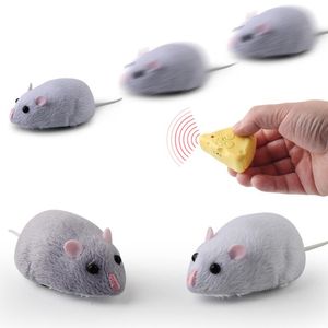 Cat Toys Wireless Electronic Remote Emulation Plush Rat Möss för katter Toy Interactive Reasing Control Mouse 360 ​​° Roterande Toycat
