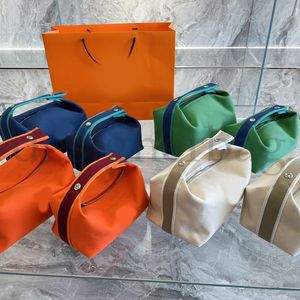 Kosmetische kosmetische tragbare Satchel -Leinwand -Taschen Designer -Tasche einfache Handtaschen Hochwertige Frauenbrieftechnik Brieftasche Metallic