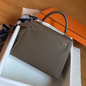 10A Üst el yapımı balmumu hattı tasarımcısı bayanlar orijinal el çantası klasik moda büyük kapasiteli büyük kapasiteli omuz messenger markası epsom orijinal deri crossbody