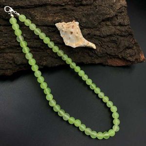 Natural Prehnite Green Jade 8x8 mm Beaded Stretch Justerbart halsband