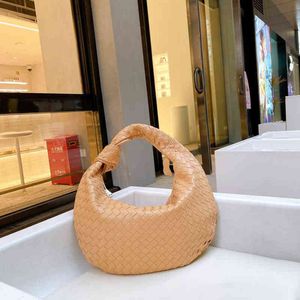 Вечерняя сумка большая мощность Ladie Knot Handling Woven Sudbag 2022 Дизайнерская повседневная большая мягкая сумка для бродяги для женщин для женщин высочайшего качества бренда 220622