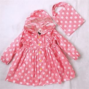 90-130 cm gul/rosa polka prickar barn prinsessa regnrock regnkläder för barn barnflickor baby regnrock poncho vattentät dike 201015