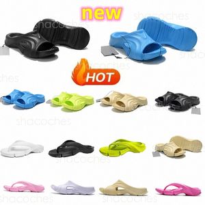 Designer Mold Pool slides Women Mens Designer slippers Triple s Scuffs Moccasins Flat sandals Rubber sliders Paris shoes Foam Thong Flip Flops Sports c63A#
