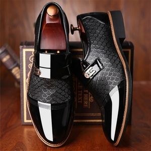 Sapatos masculinos Couro de couro Classic Moda Luxury Men Sapatos Resistentes a desgaste Non Slip Mans Footwear Anti-Slip Black Shoes 220727