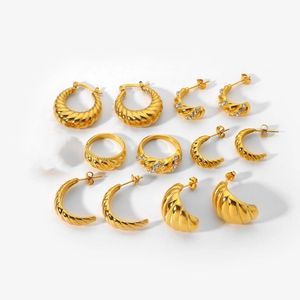 Hoop Huggie Trendy Crossiant Rings Zirconic Twist Earrings 18k Gold Plated Circle Rostfria smycken Set Womenhoop Huggiehoop