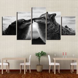 5 Pieces 2 Mouth To Mouth Wild Wolf Posters Modular Canvas HD Prints Paintings Wall Art Pictures Home Decor No Framed