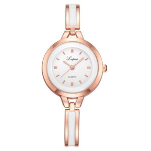 Armbanduhren Top Brand Uhren Frauen Luxus rosarisches Gold Silber Armband Armbandmaschinen Ladies Legierung Einfacher lässiger Quarzuhr Reloj Mujerwristwat