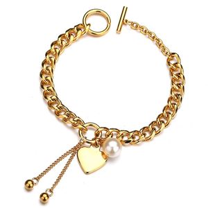 Kärlek Heart Pearl Charm Armband 18K Gold OT Clasp Kvinnor Present Smycken Med 2 Tassel