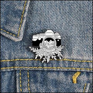 Pins Brooches Jewelry Outdoor Adventure Travel Camera Mountain Flower Cowboy Backpack Badge European Unisex Alloy Enamel Clothes Pins Acces
