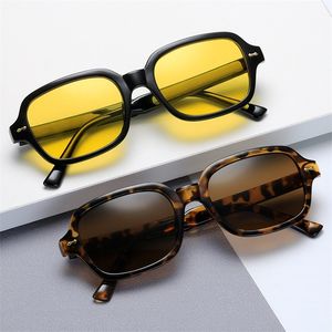 Мода черный желтый квадратный стиль винтажные солнцезащитные очки Женщина ретро заклинание маленькая рама мужской солнцезащитные очки 220629