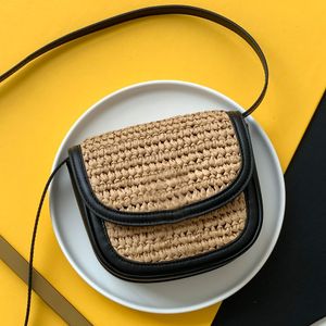 Mini Straw Woven Crossbody Designer Women Flap Handväskor Kopplingsväska Toppkvalitet axelväskor Klassisk bokstav Hårdvara Buckle Hand Bag 619740 26