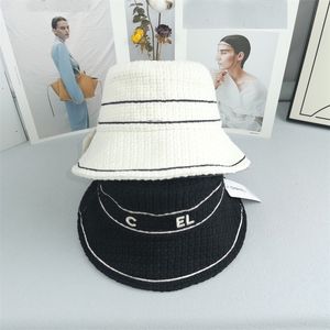 Projektant kapeluszy typu Bucket dla kobiet Lady Waffle Design Bawełniane kapelusze ze skąpym rondem z luksusowym logo Formalne kapelusze